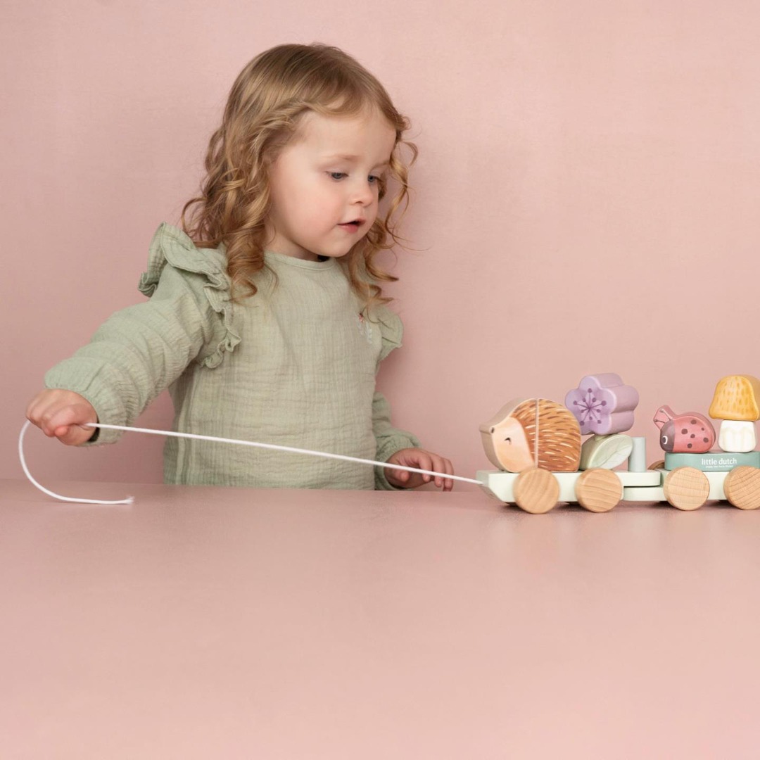 _LITTLE DUTCH STACKING TRAIN