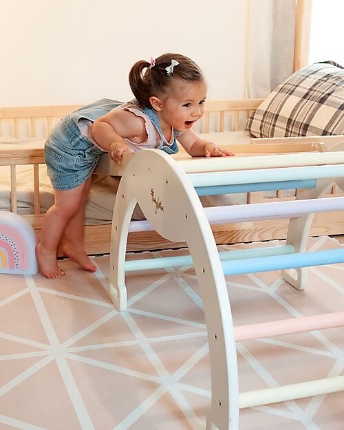 FAMILY NATION ARCO MONTESSORI