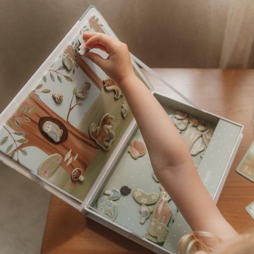 _LITTLE DUTCH MAGNETIC PLAYBOARD