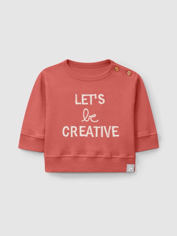 SNUG_SWEATSHIRT