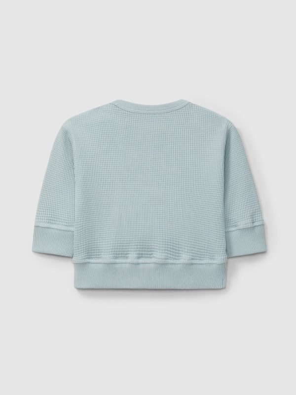 SNUG_SWEATSHIRT