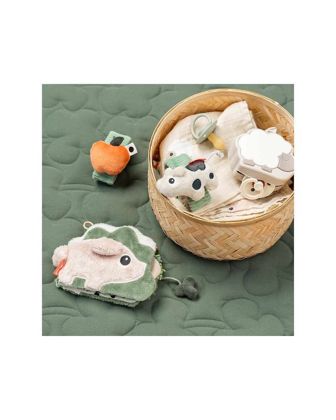 DONE BY DEER LIBRO MULTISENSORIALE TINY FARM