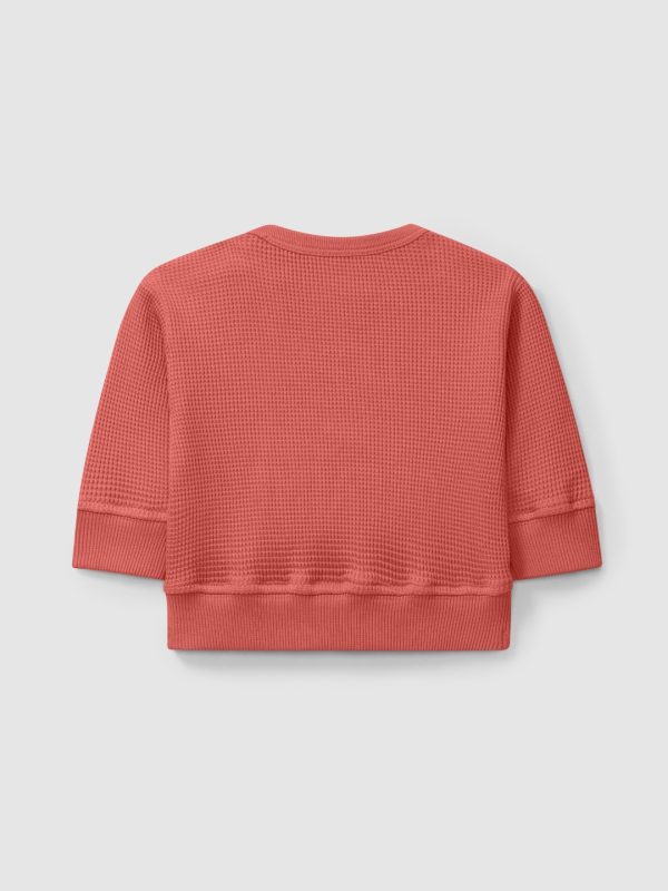 SNUG_SWEATSHIRT